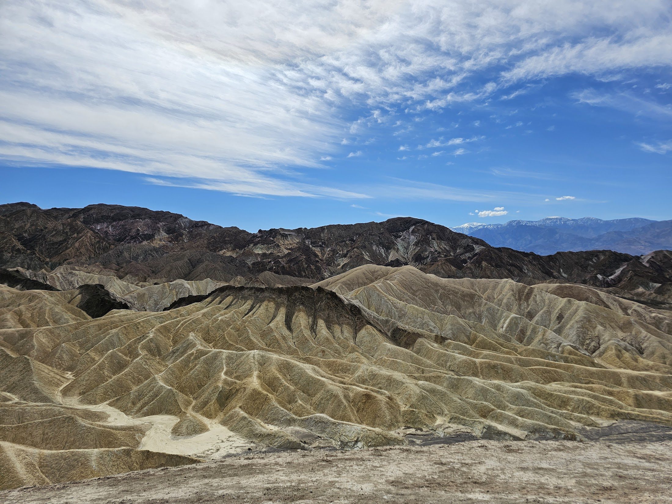 Zabriskie Point，个人感觉 Death Valley 最上相的景点